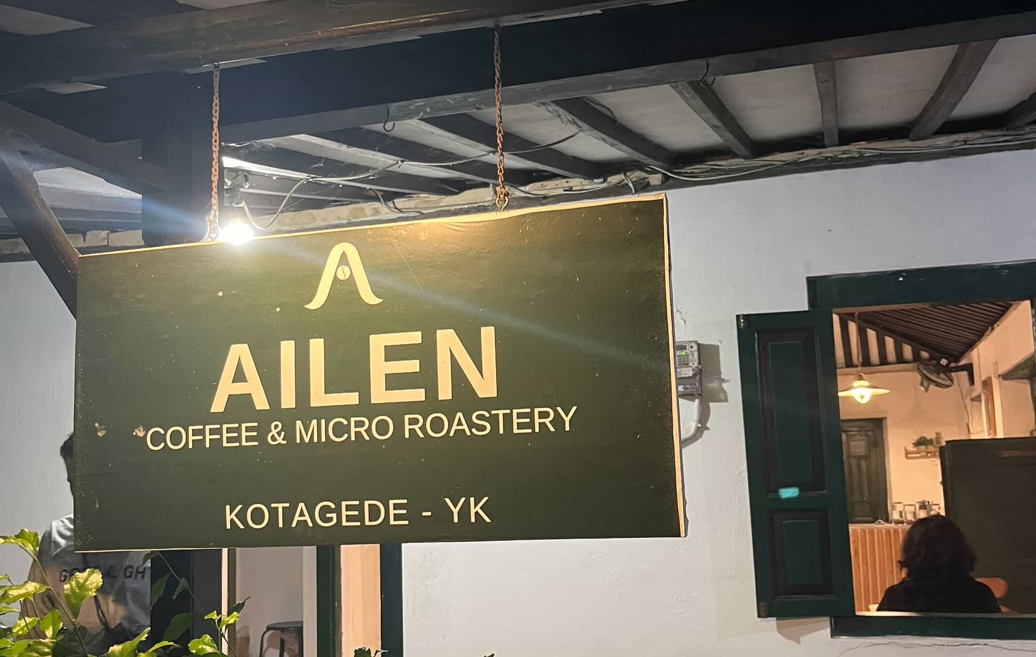 Kafe Estetik Nuansa Joglo Jawa di perkampungan Ibukota Mataram
