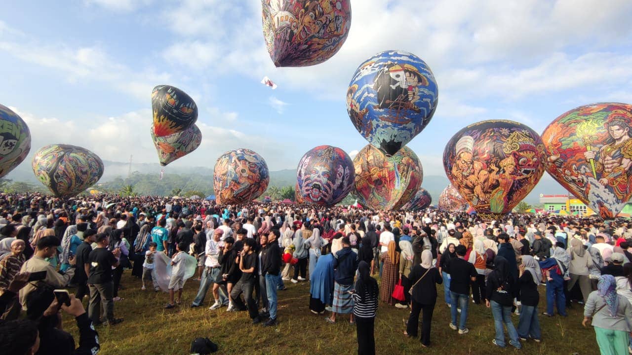 Sukoharjo Balon Festival & Competition Meriahkan Festival Mudik Wonosobo 2026, Ribuan Pengunjung Padati Lokasi